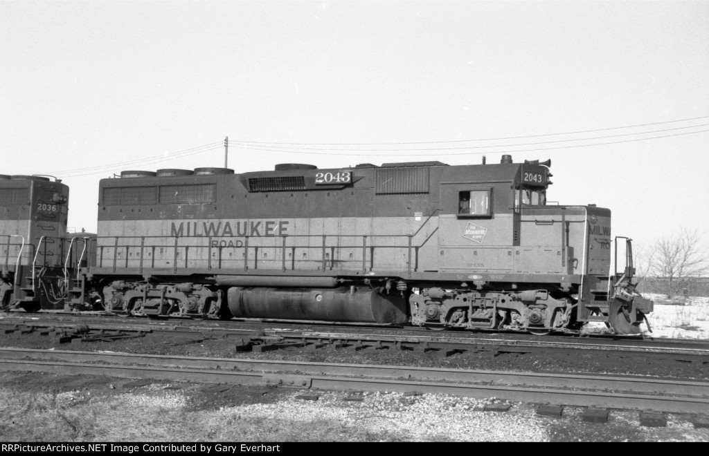 MILW GP40 #2043